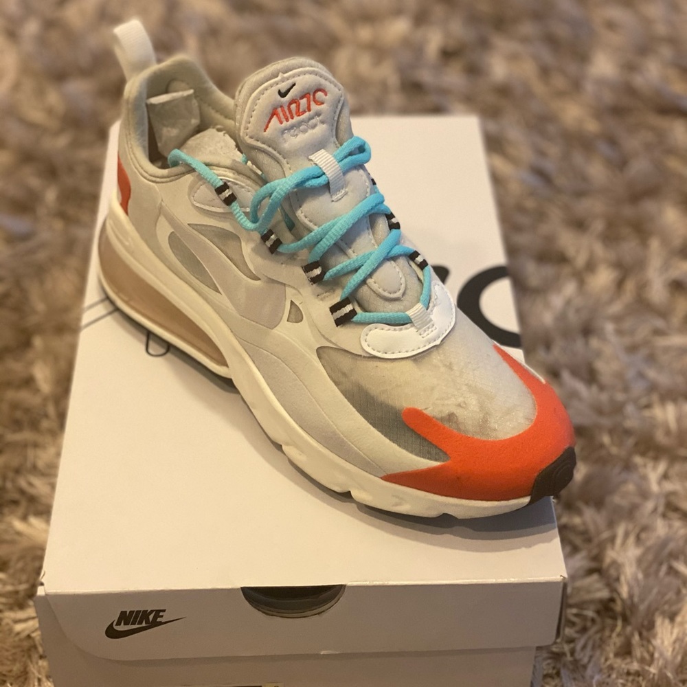 Nike Air Max 270